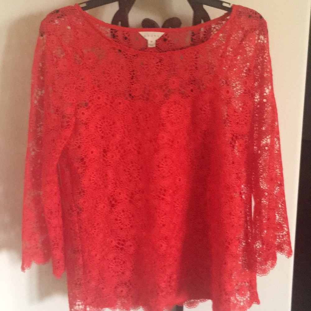 Beautiful crochet style top with built Cami